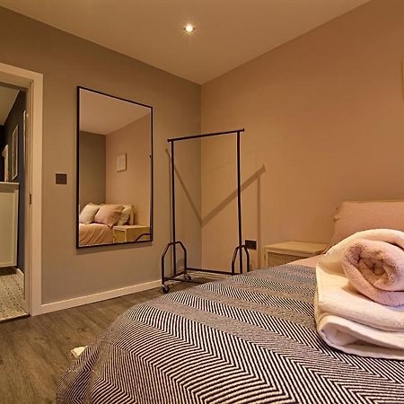 Scotforth Road- Boutique Rooms In Lancaster City Townhouse Exteriér fotografie