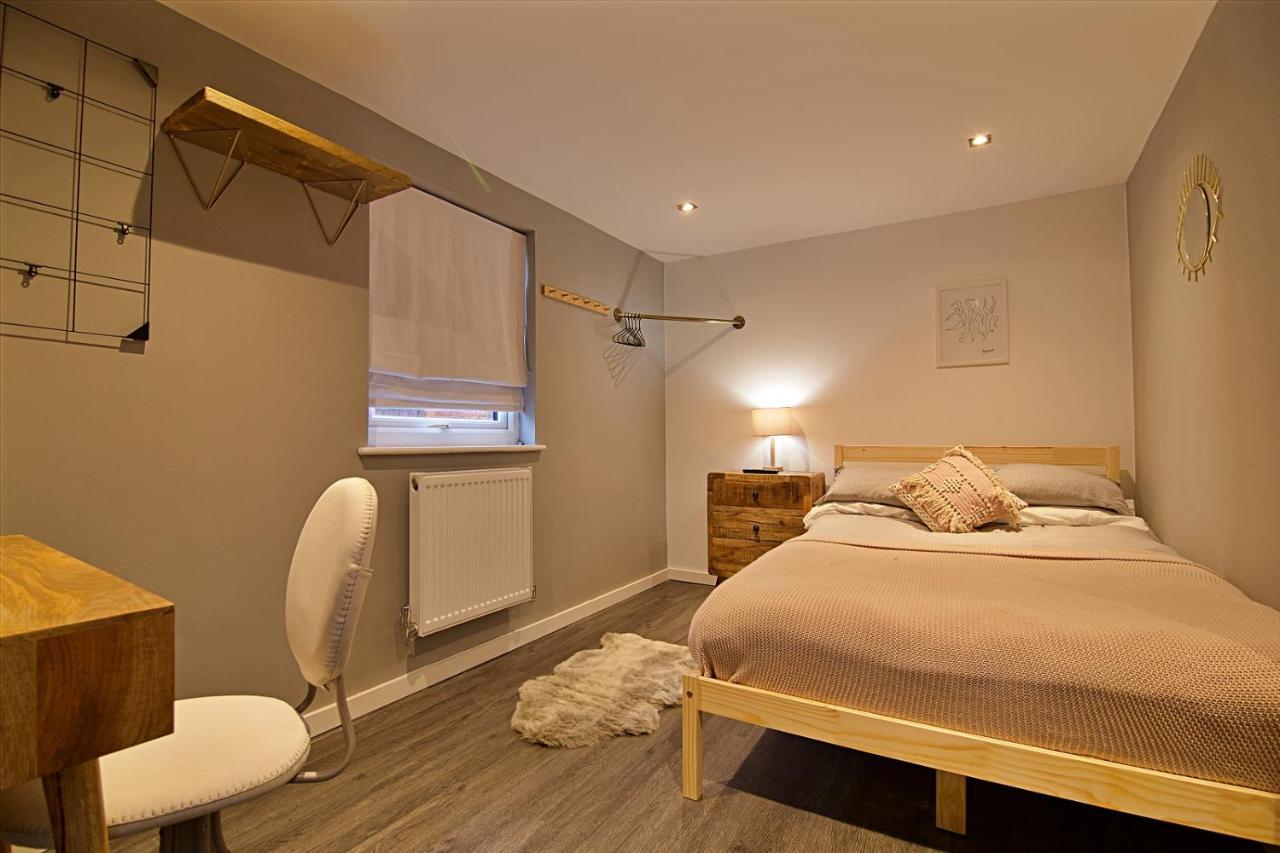 Scotforth Road- Boutique Rooms In Lancaster City Townhouse Exteriér fotografie