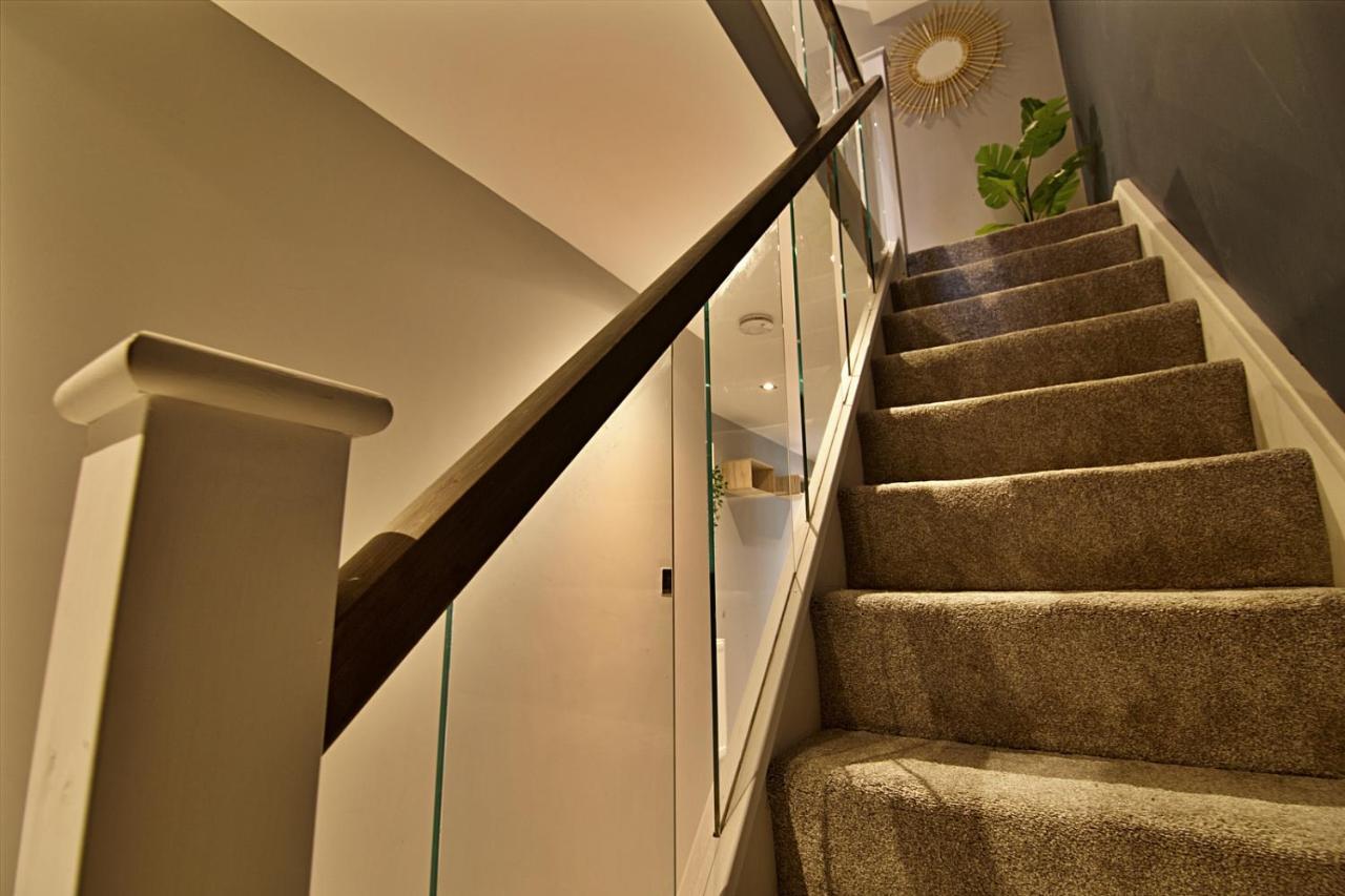 Scotforth Road- Boutique Rooms In Lancaster City Townhouse Exteriér fotografie