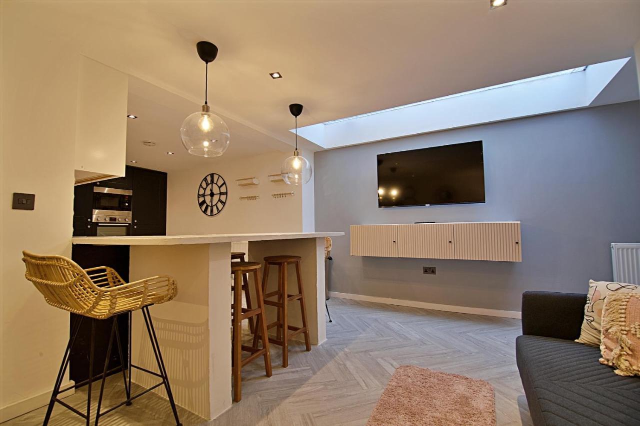 Scotforth Road- Boutique Rooms In Lancaster City Townhouse Exteriér fotografie